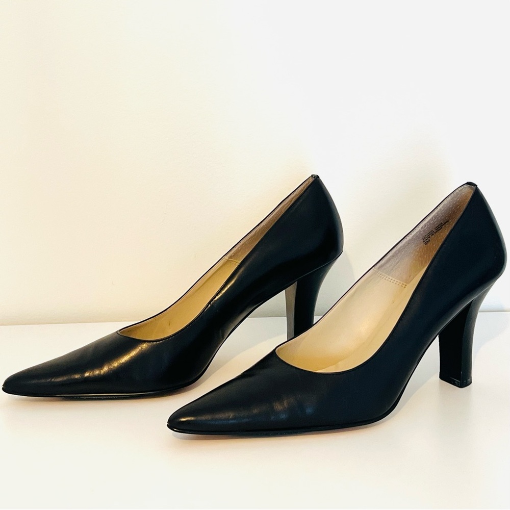 Women’s Black Pumps Leather Anne Klein 3 1/2” Heel Size 9